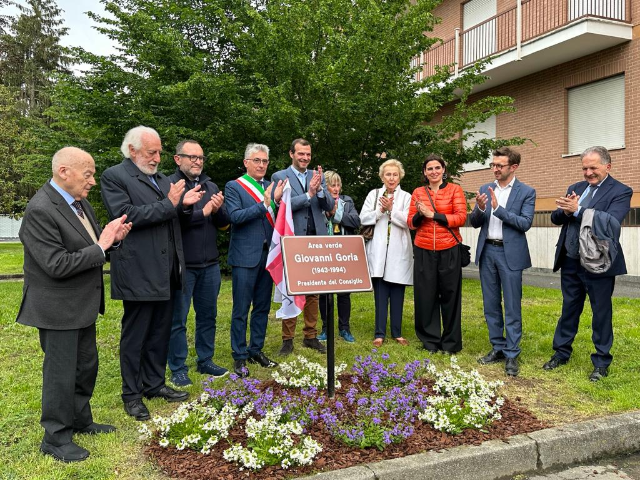 Inaugurati in corso Europa i giardini dedicati all’astigiano Giovanni Goria, presidente del Consiglio nel 1987